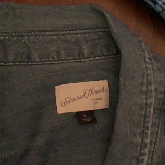 Universal Thread top - Picture 4 of 4